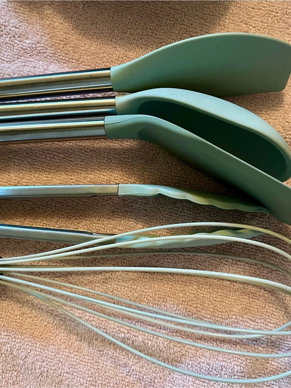 Brookstone Silicone Kitchen Utensil Set in Sage Green & Imusa Mini Oven Mitts